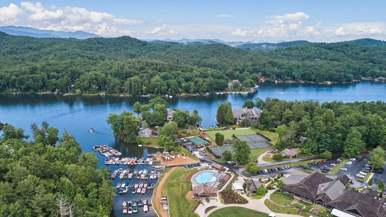 Photo of Outdoor in Lake Toxaway