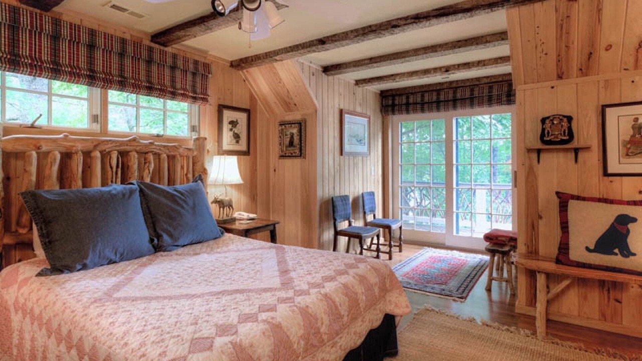 Photo of Bedroom in Lake Toxaway