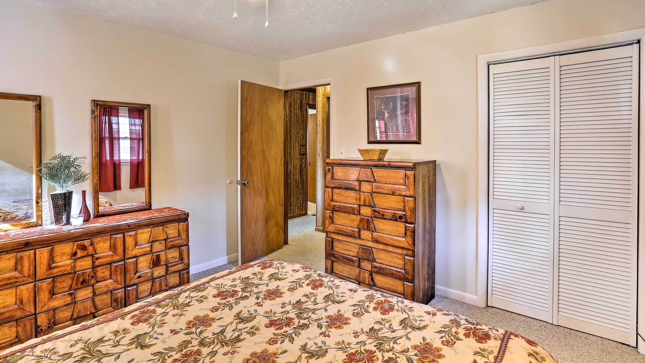 Photo of Bedroom in Lake Waccamaw