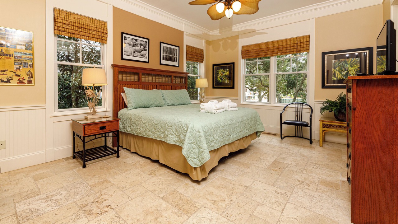 Photo of Bedroom in North Forest Beach