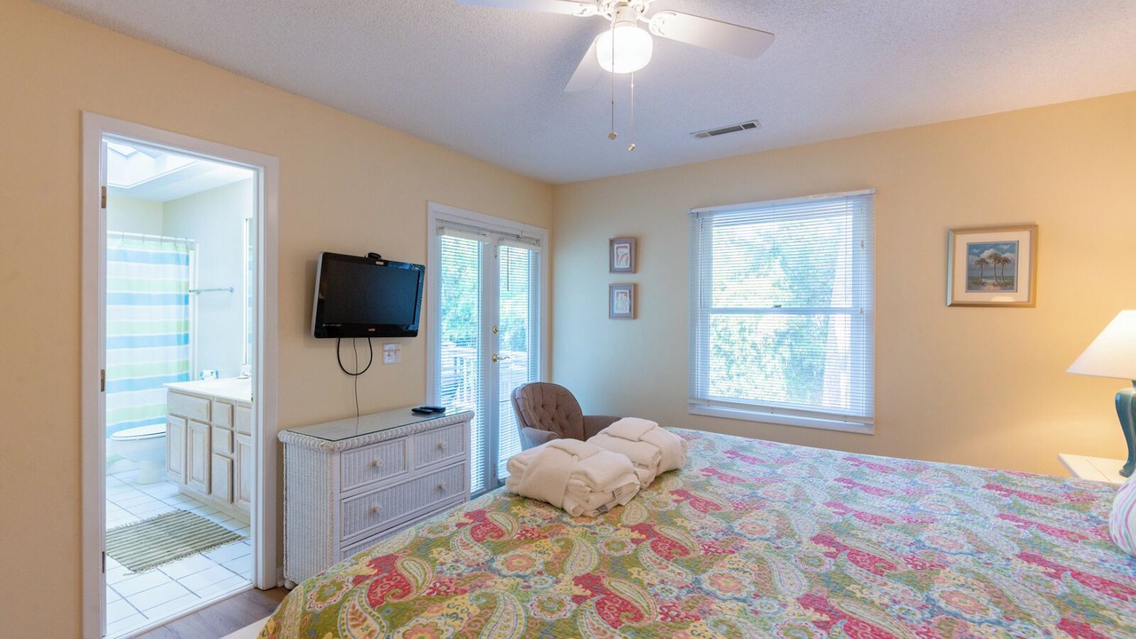 Photo of Bedroom in North Forest Beach