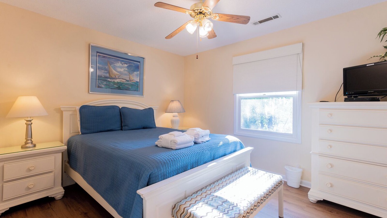 Photo of Bedroom in North Forest Beach