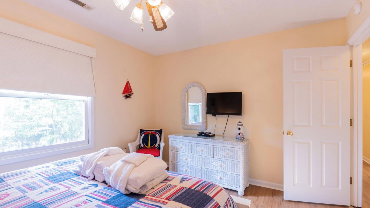 Photo of Bedroom in North Forest Beach