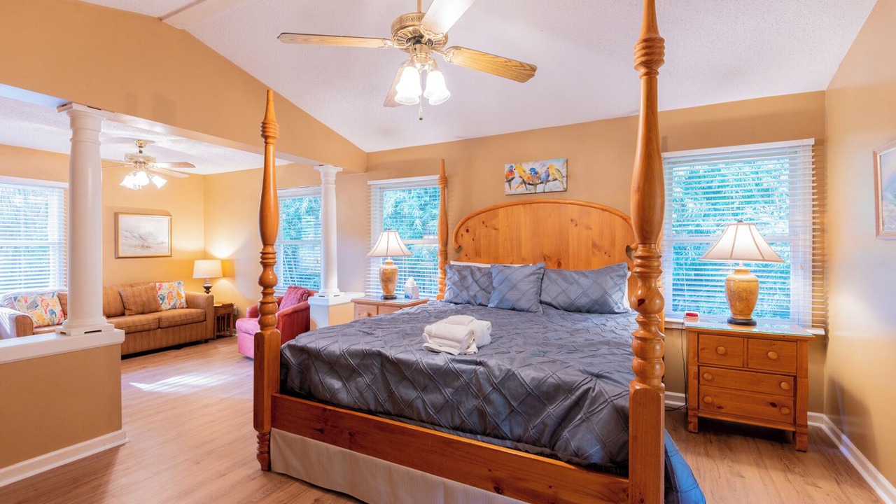 Photo of Bedroom in North Forest Beach