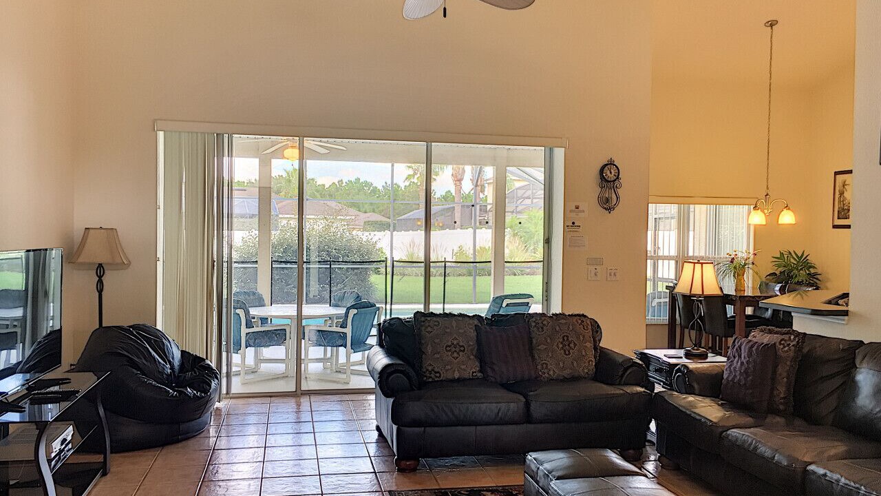Photo of Livingroom in West Haven