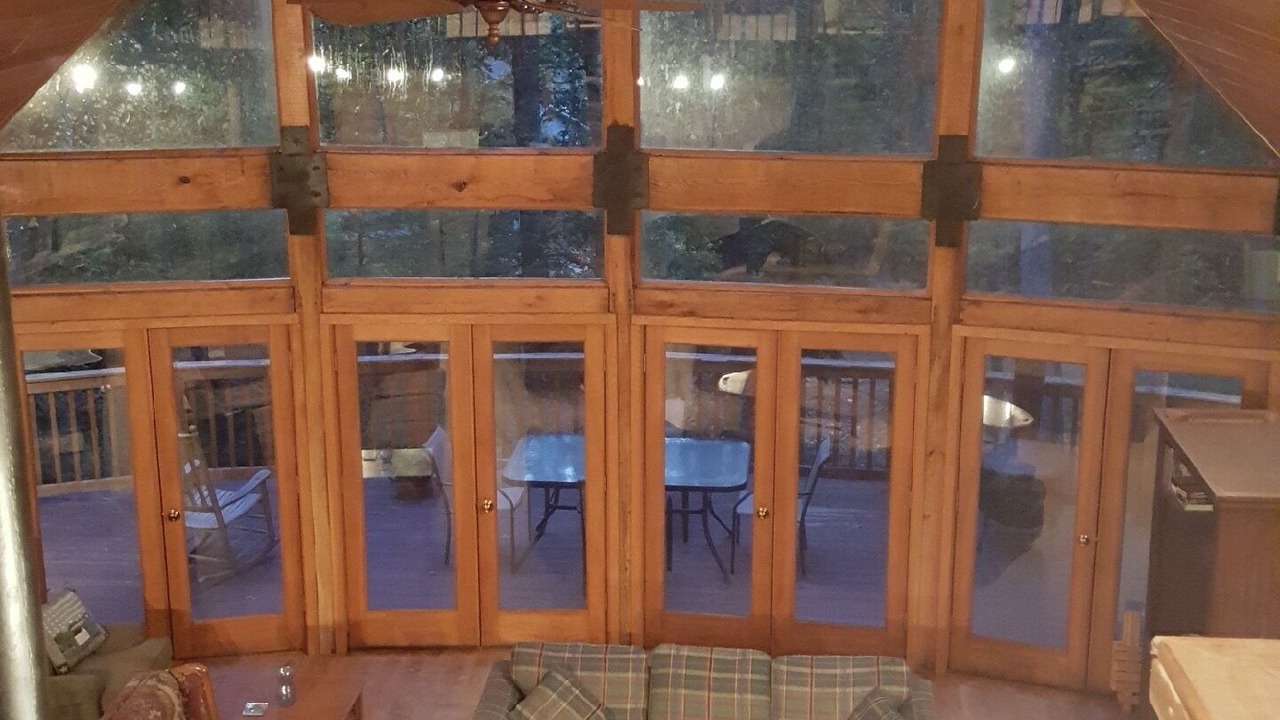 Photo of Livingroom in Cullowhee