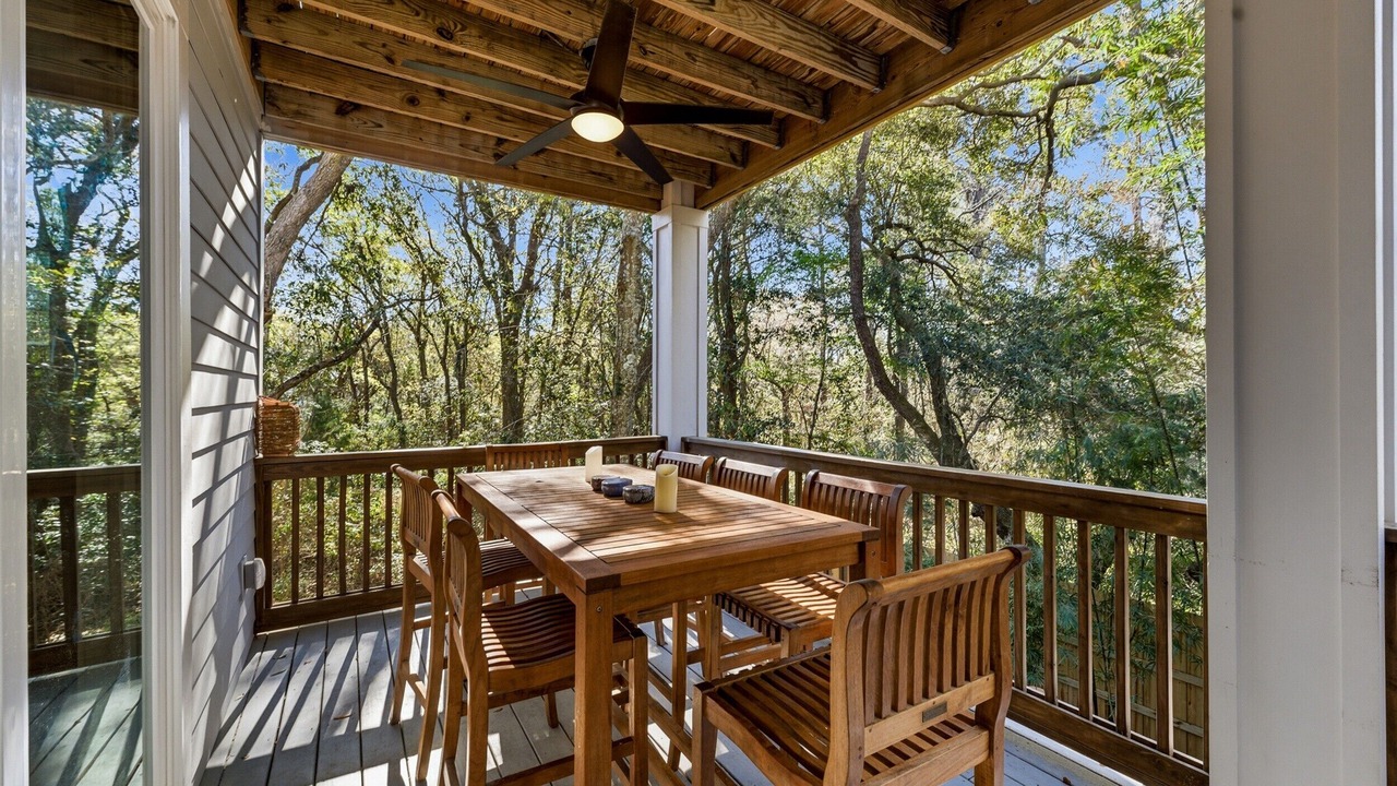 Photo of Outdoor in Folly Field