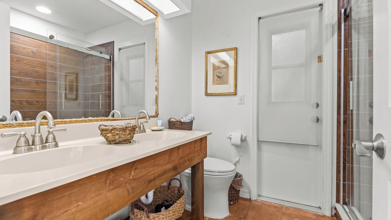 Photo of Bathroom in Summerplace