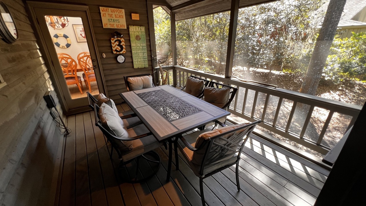 Photo of Outdoor in Heritage Woods