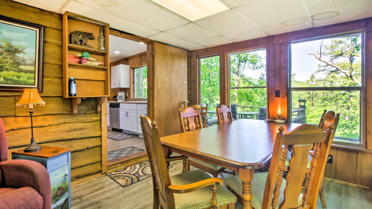 Photo of Livingroom in Robbinsville