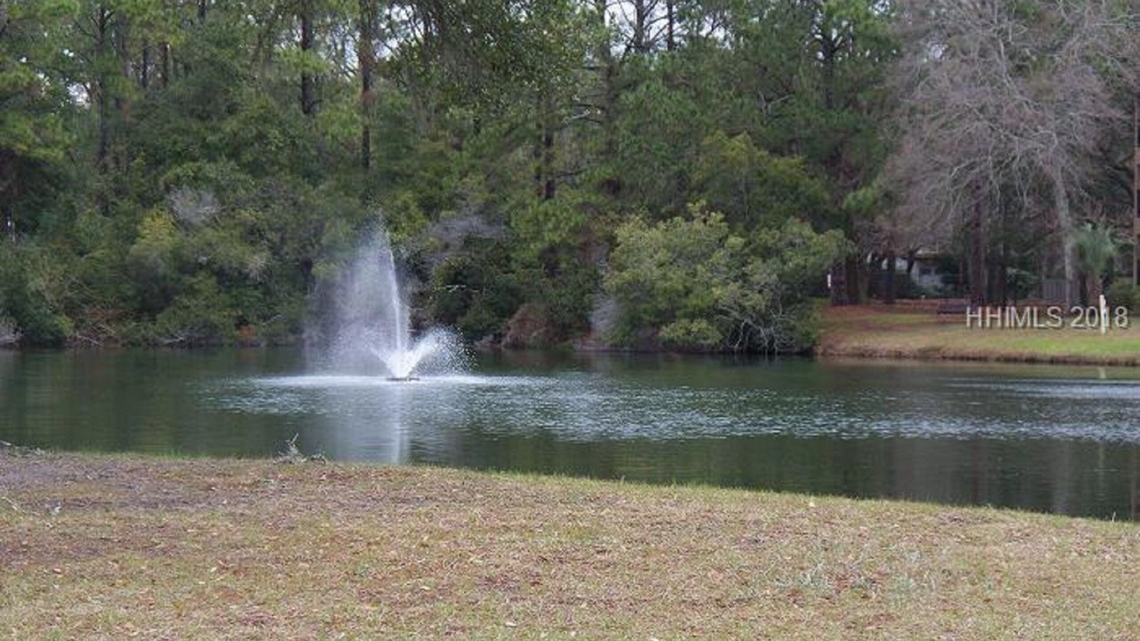 Photo of Outdoor in Folly Field