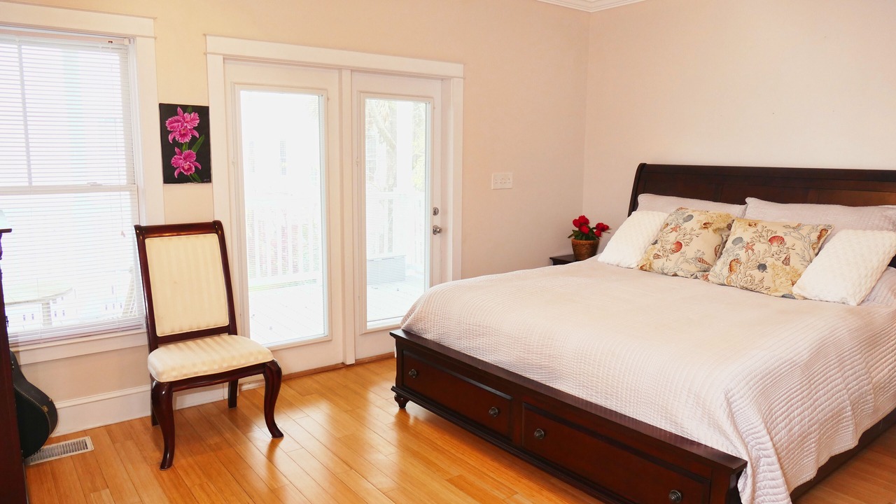 Photo of Bedroom in Tybee Island