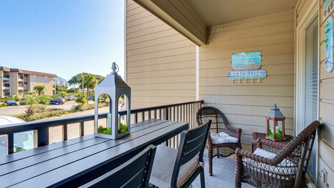 Photo of Patio Balcony in Folly Field
