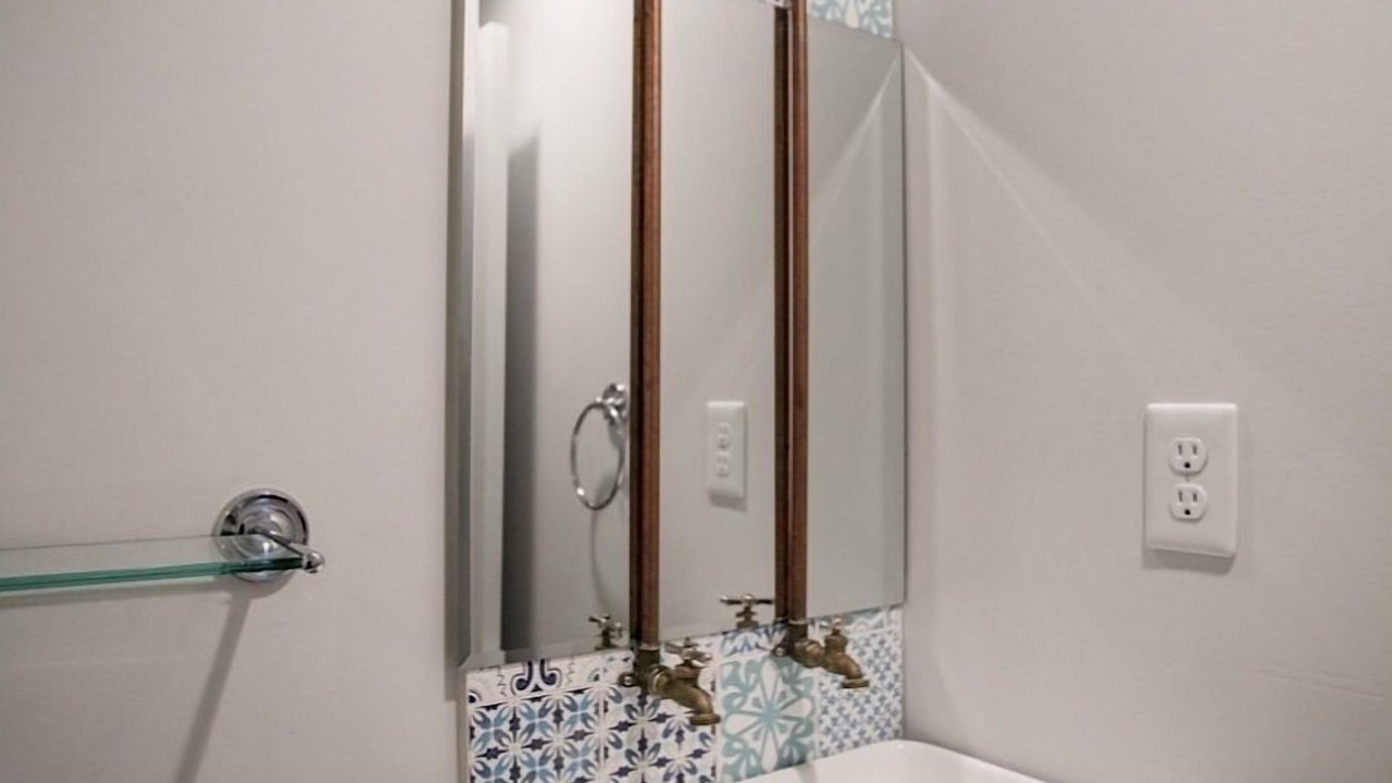 Photo of Bathroom in Normandy Shores
