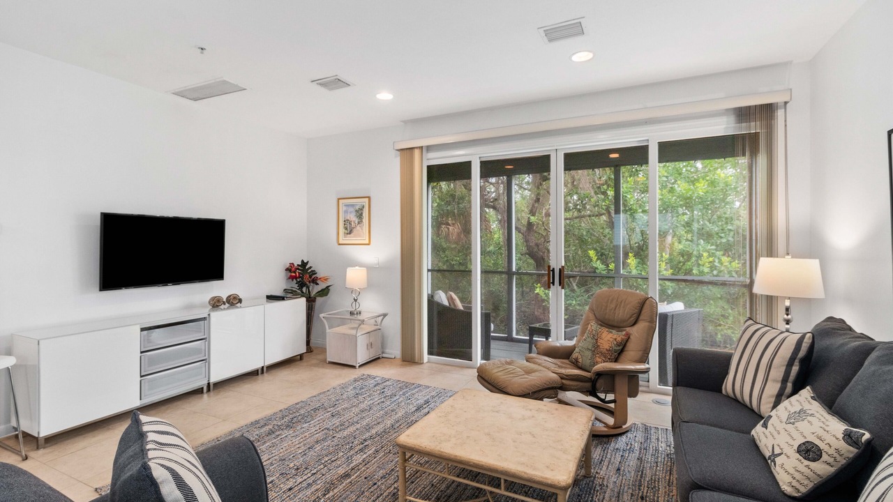 Photo of Livingroom in Whitney Beach