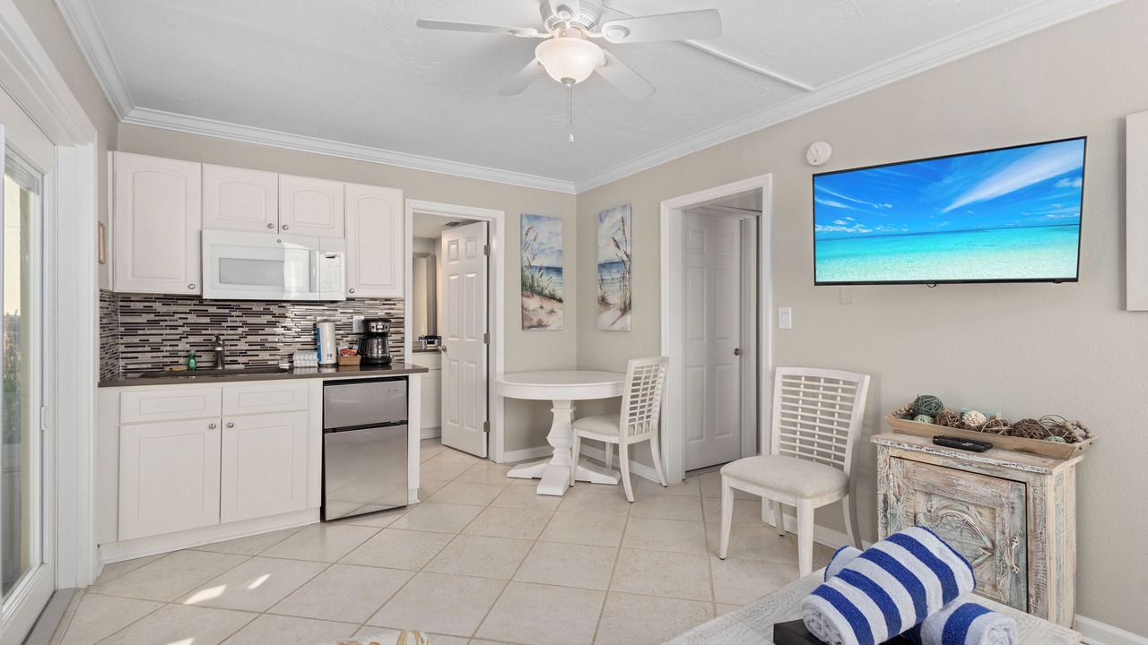 Photo of Livingroom in Whitney Beach