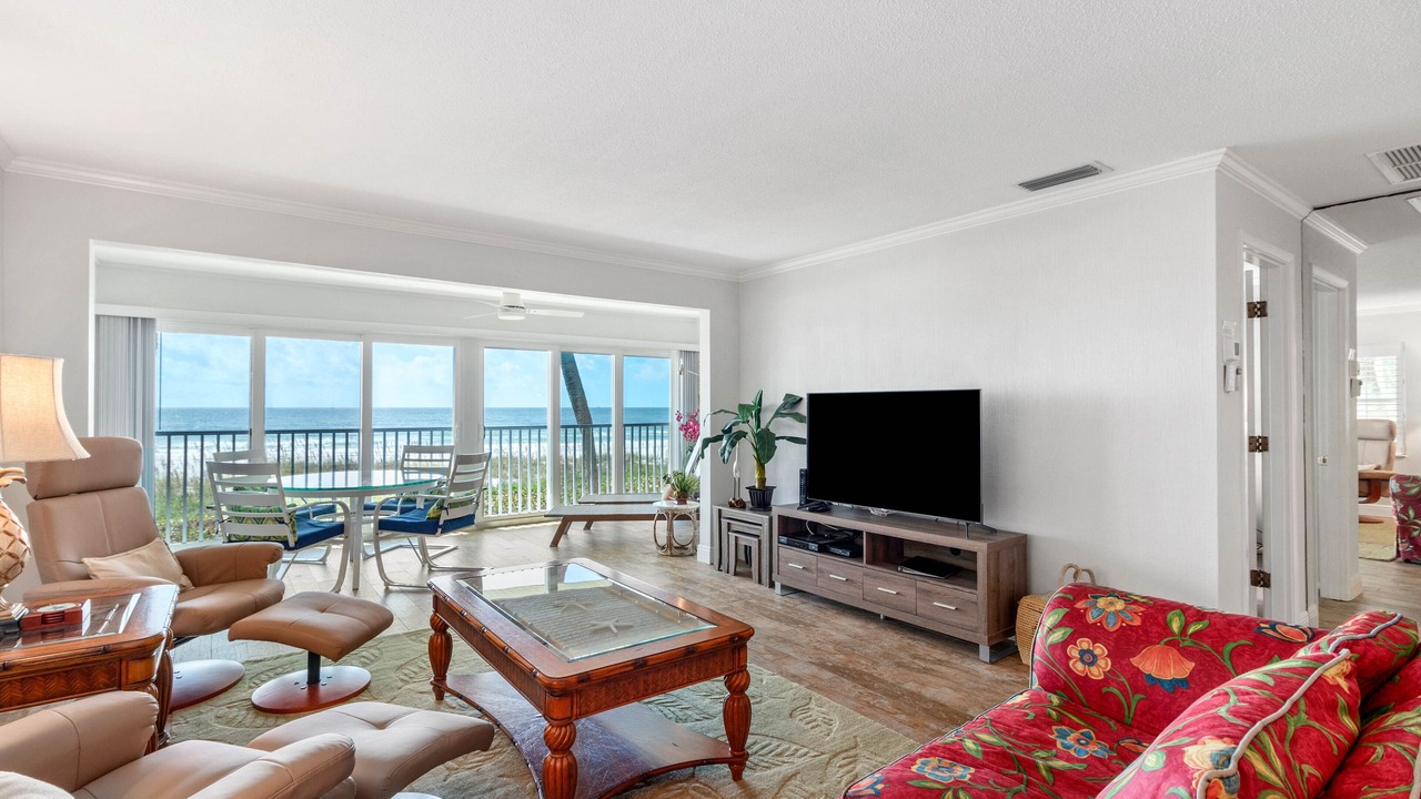 Photo of Livingroom in Whitney Beach