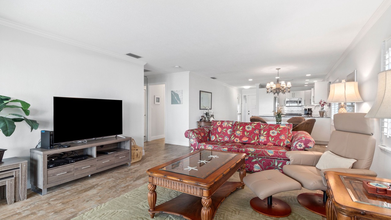 Photo of Livingroom in Whitney Beach
