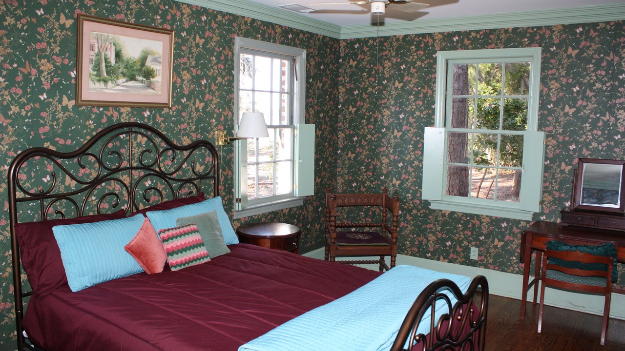 Photo of Bedroom in Pigeon Point