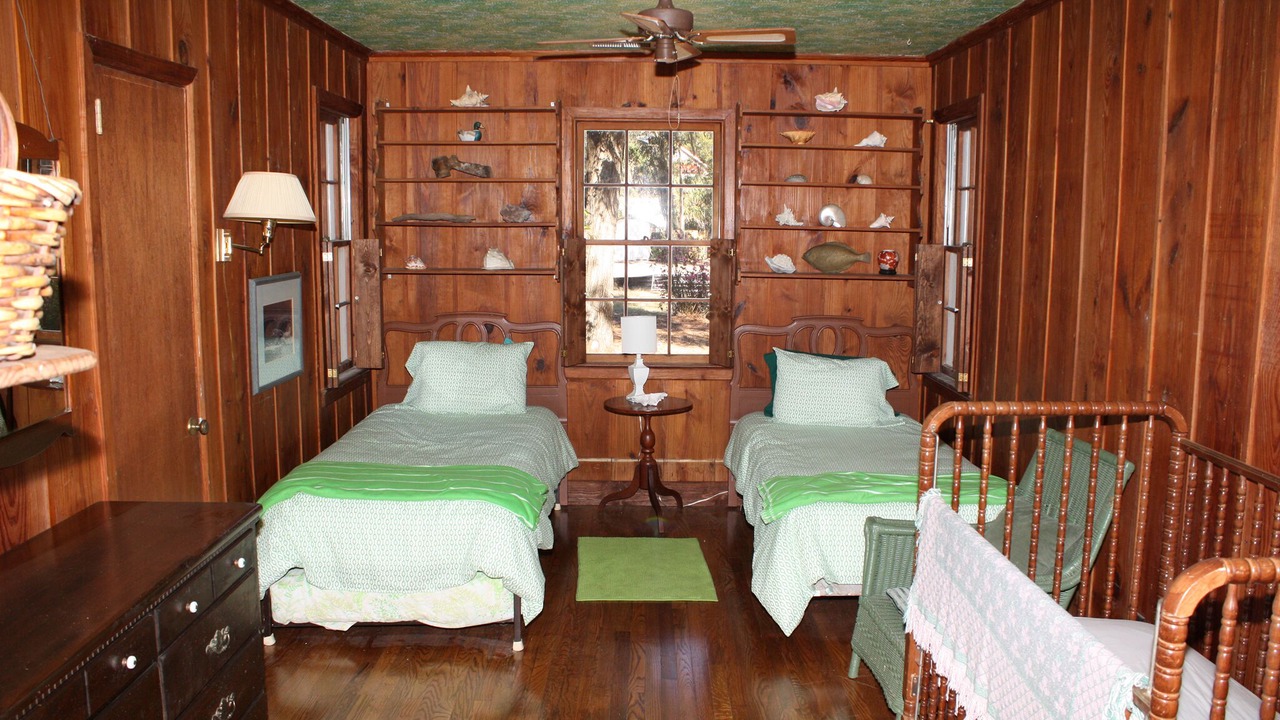 Photo of Bedroom in Pigeon Point