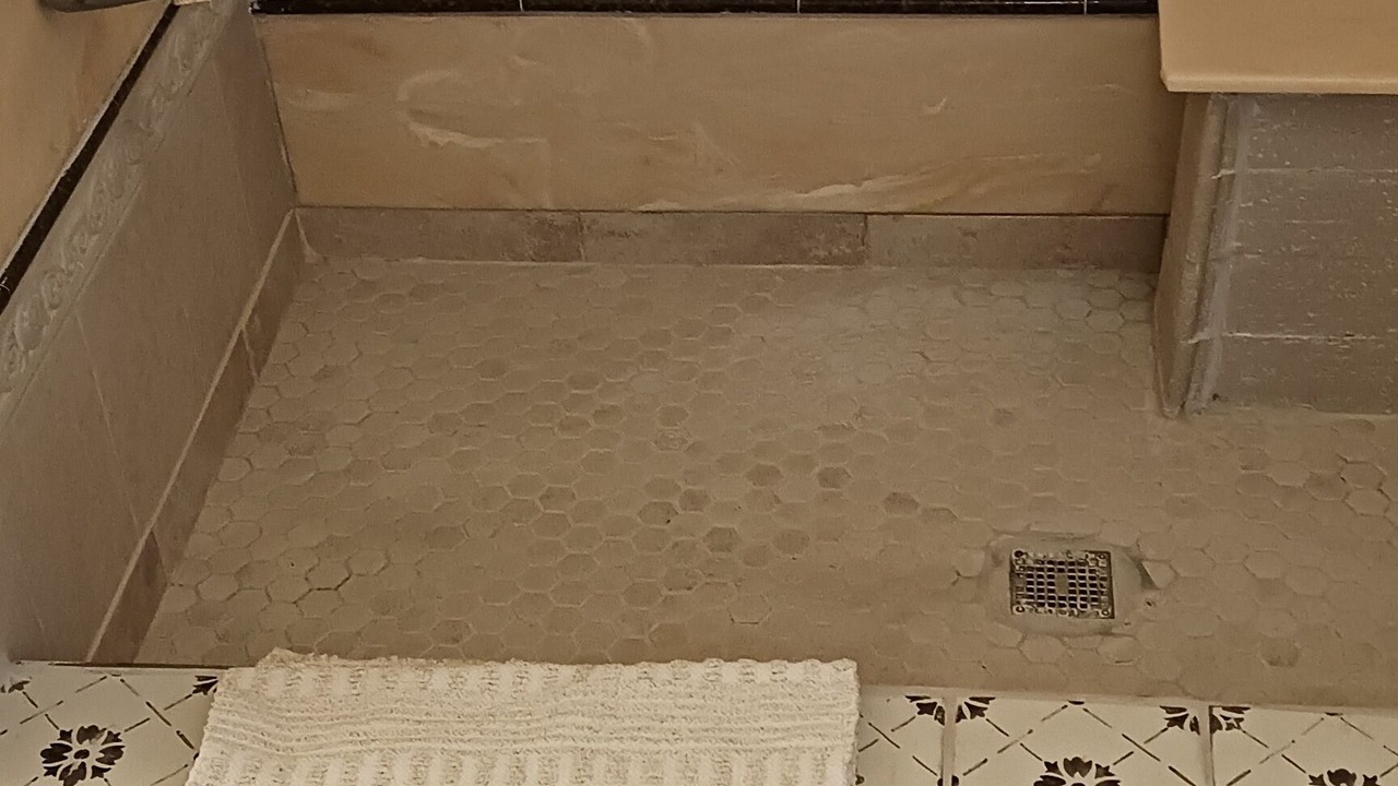 Photo of Bathroom in Sun 'N Lake