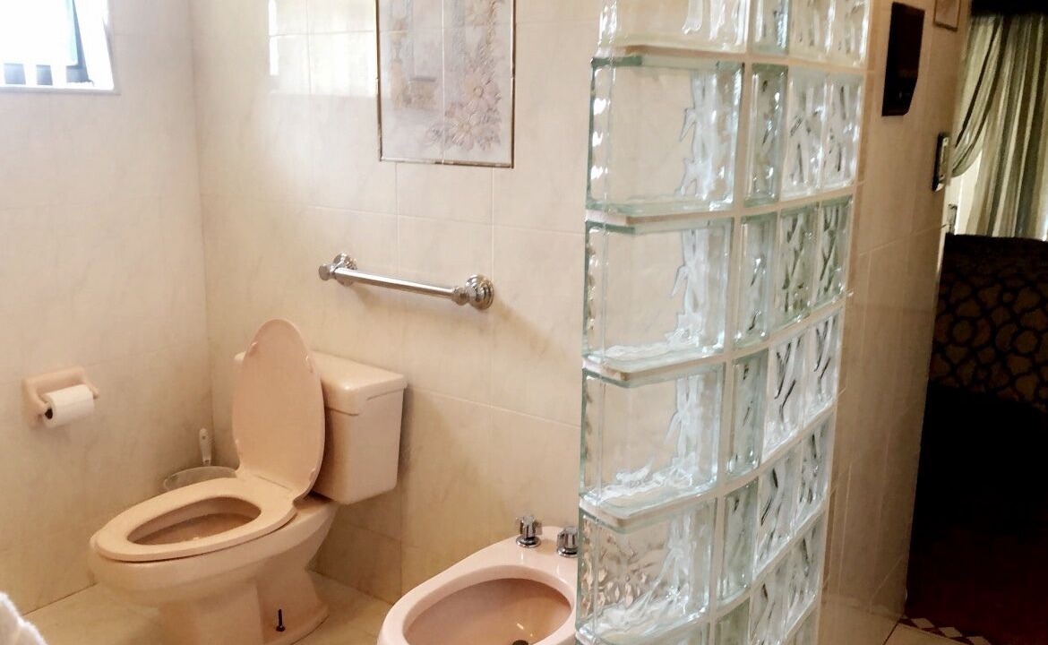 Photo of Bathroom in Sun 'N Lake