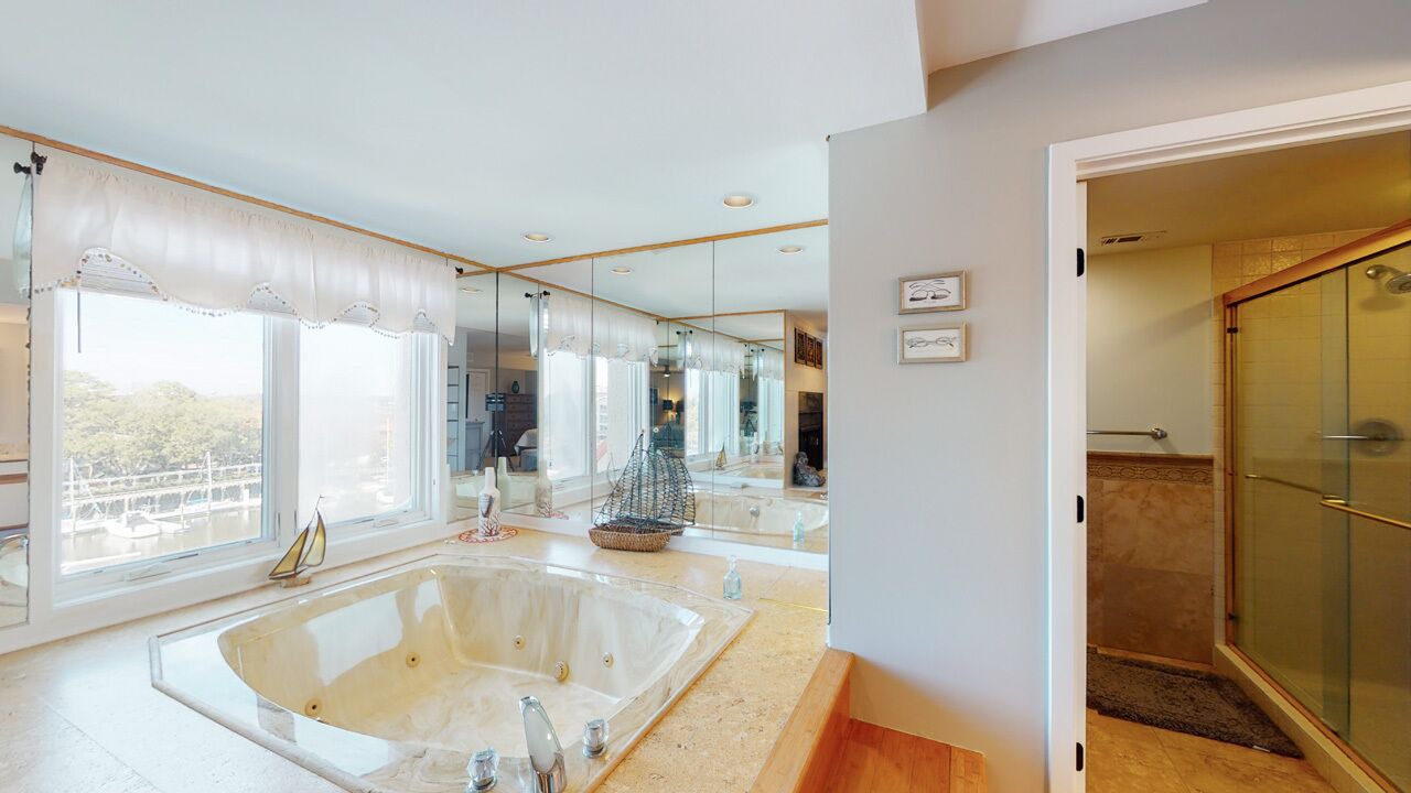 Photo of Bathroom in Shelter Cove