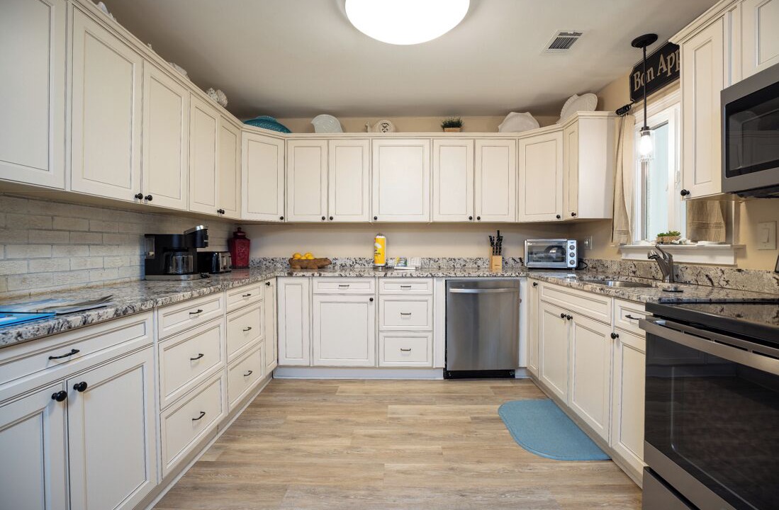 Photo of Kitchen in North Forest Beach
