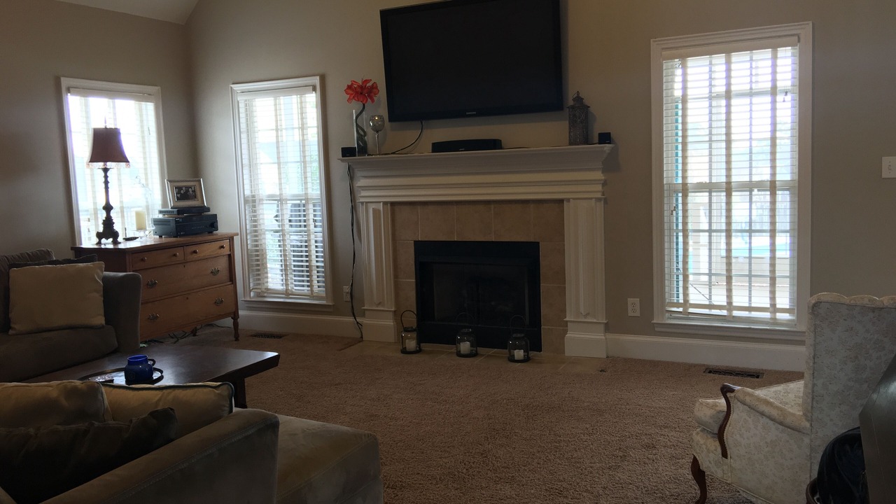 Photo of Livingroom in Evans
