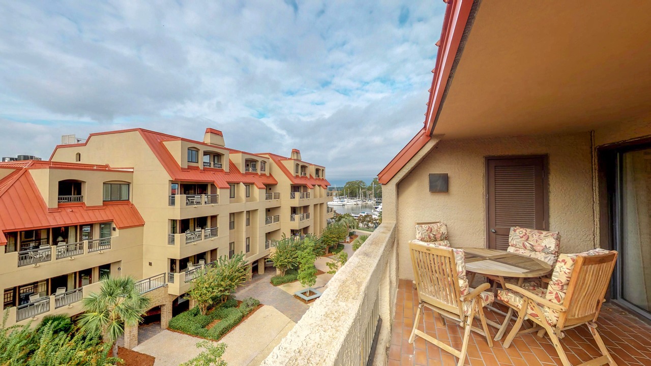 Photo of Patio Balcony in Shelter Cove