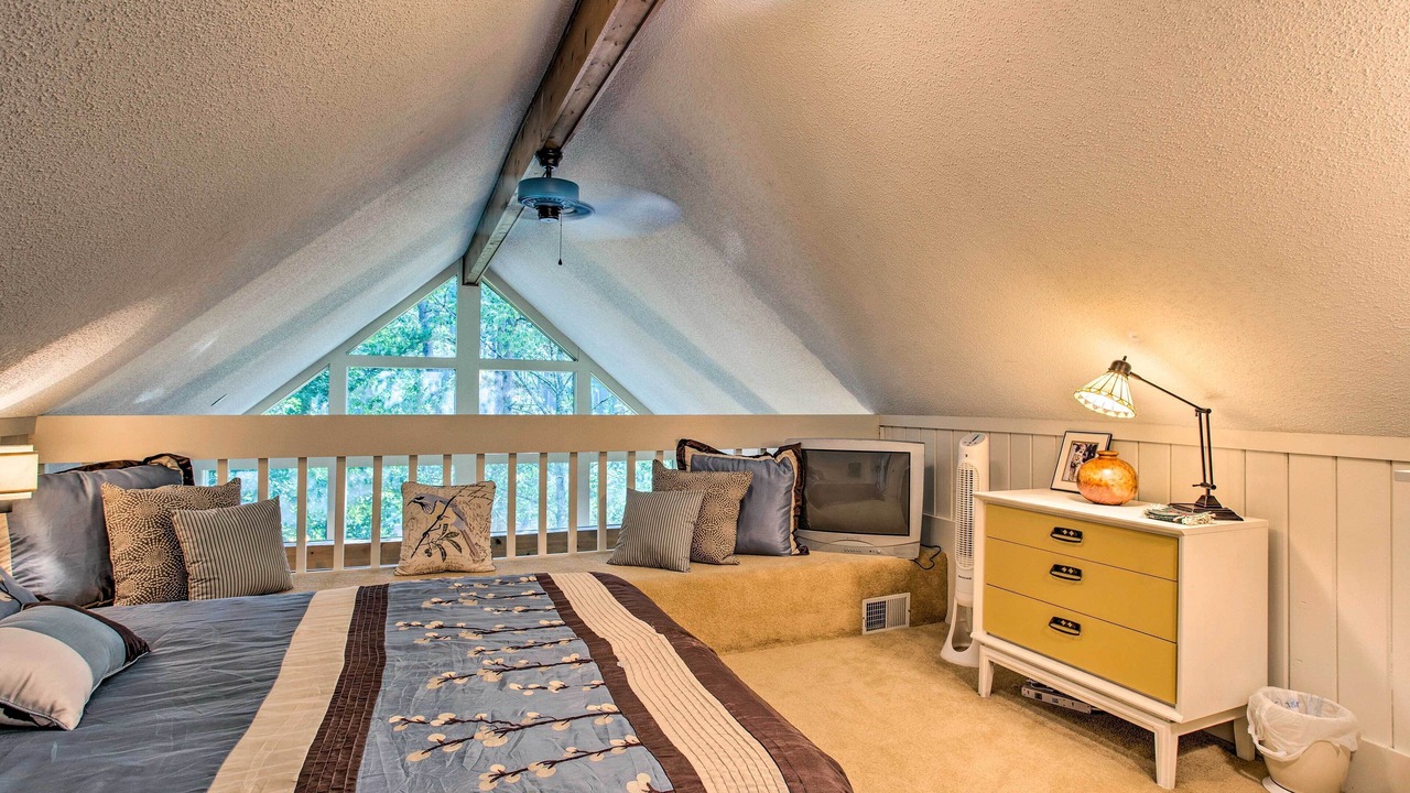 Photo of Bedroom in Salem