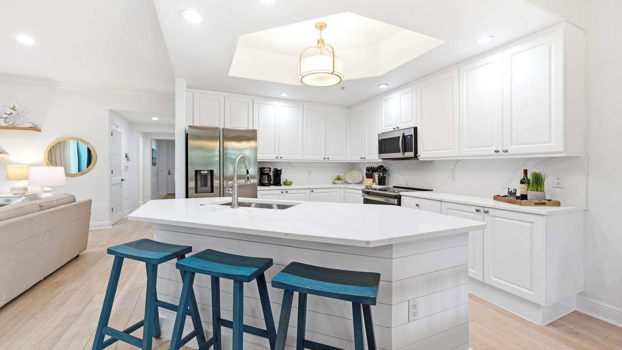 Photo of Kitchen in Royal Harbor