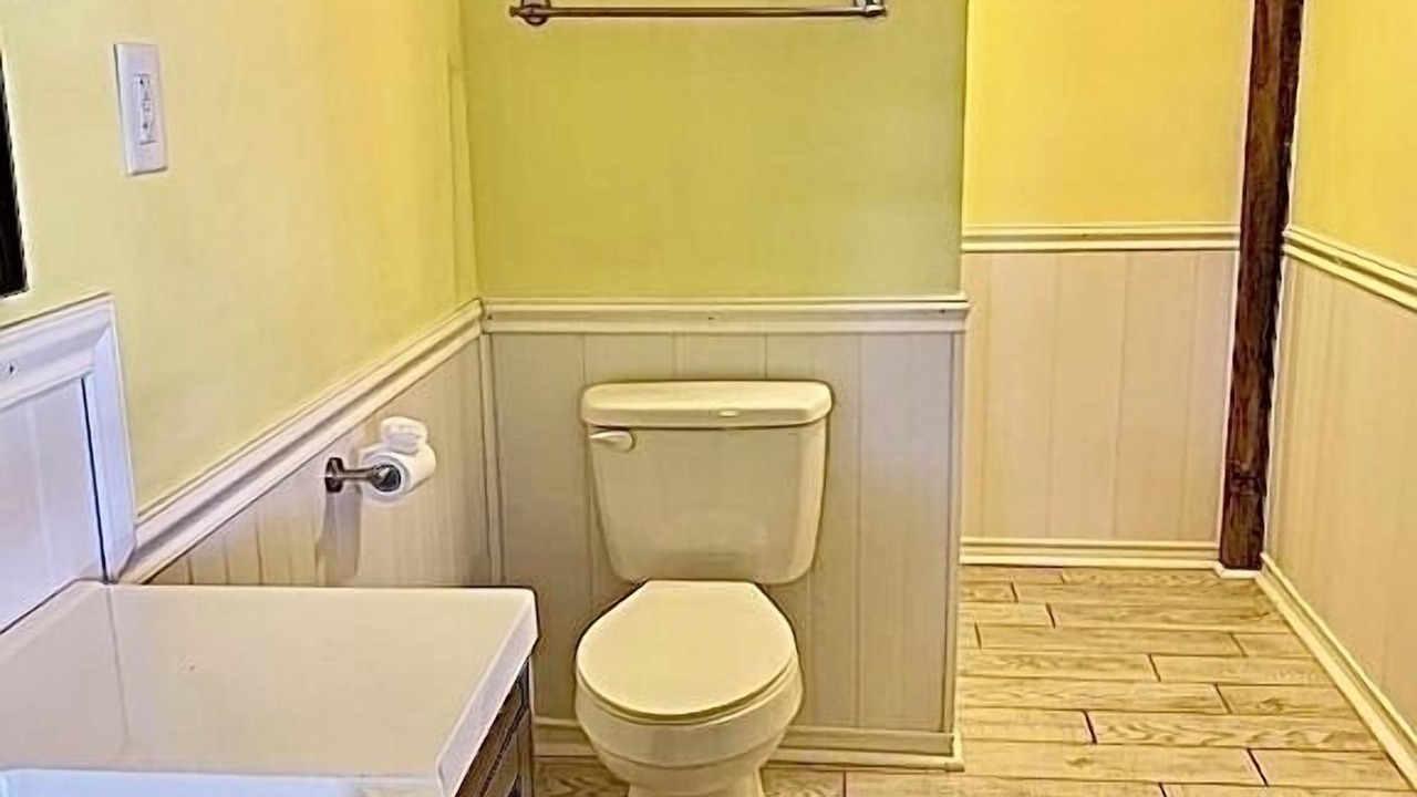 Photo of Bathroom in Edisto Island