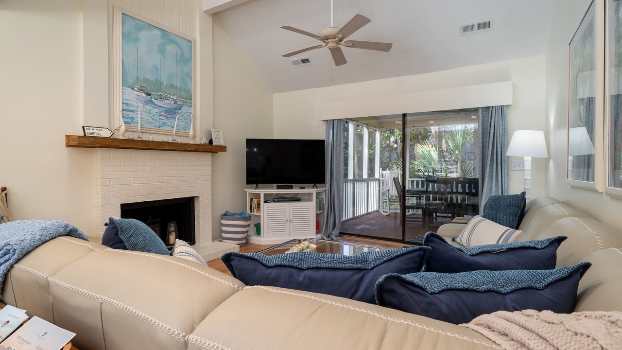 Photo of Outdoor in Tarpon Pond