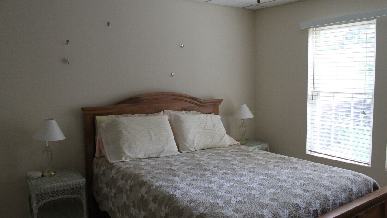 Photo of Bedroom in Townville