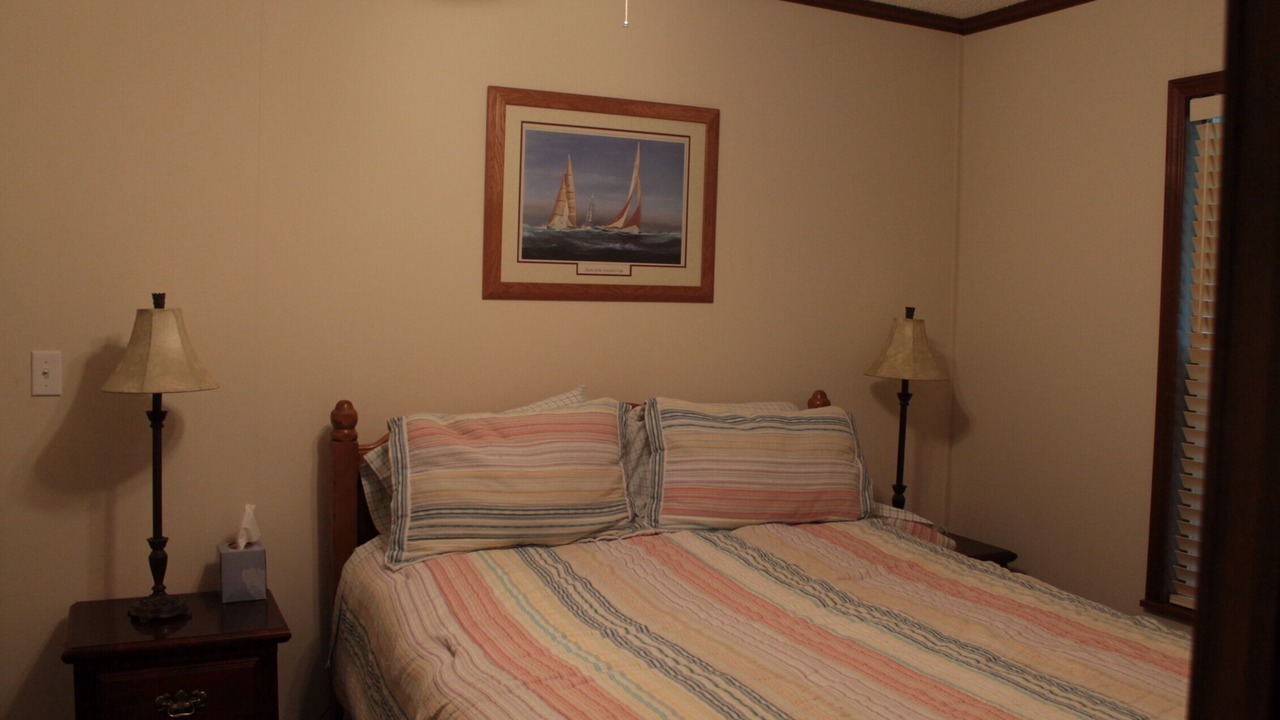 Photo of Bedroom in Townville