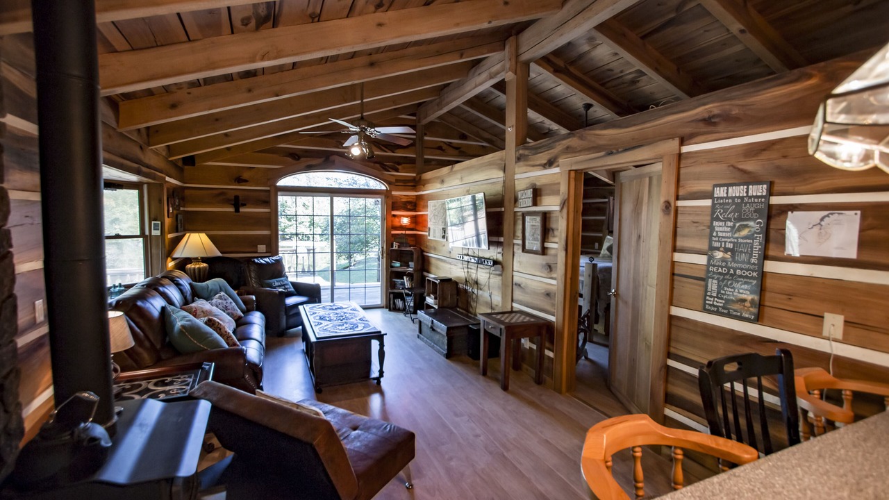 Photo of Bedroom in Robbinsville