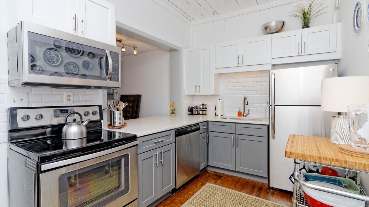 Photo of Kitchen in Beach Institute
