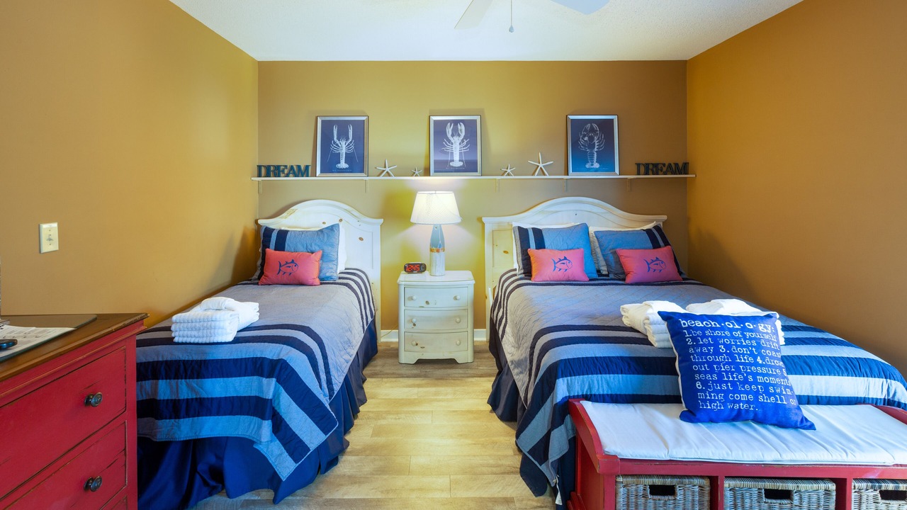 Photo of Bedroom in Palmetto Dunes