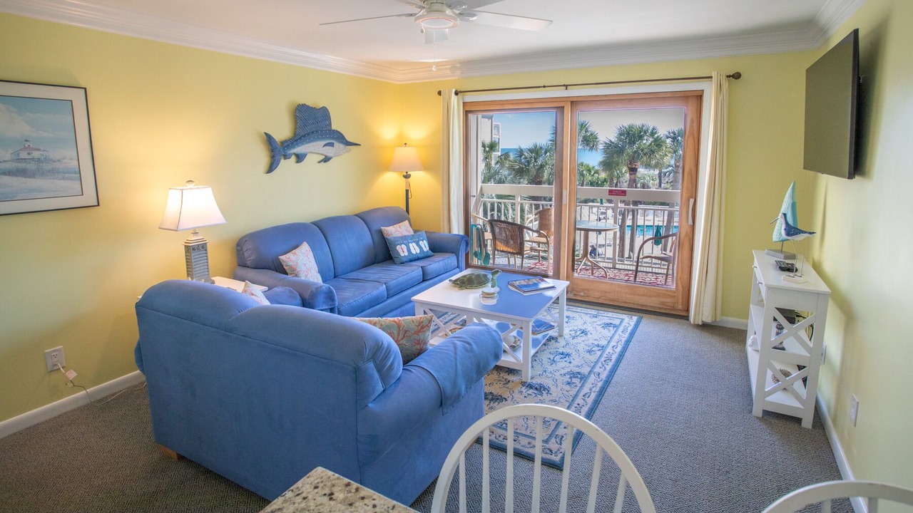 Photo of Livingroom in North Forest Beach