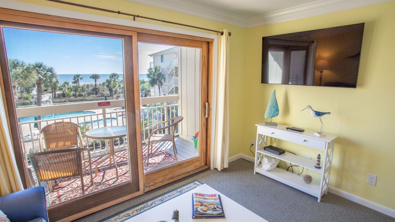 Photo of Livingroom in North Forest Beach