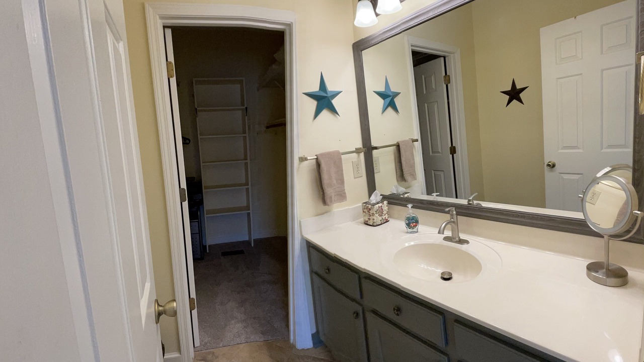 Photo of Bathroom in Seneca