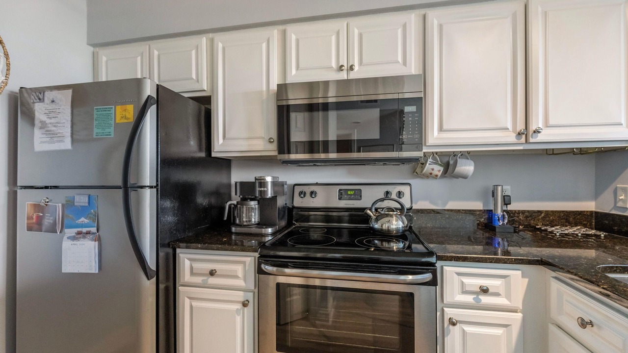 Photo of Kitchen in Oceanmarsh Subdivision