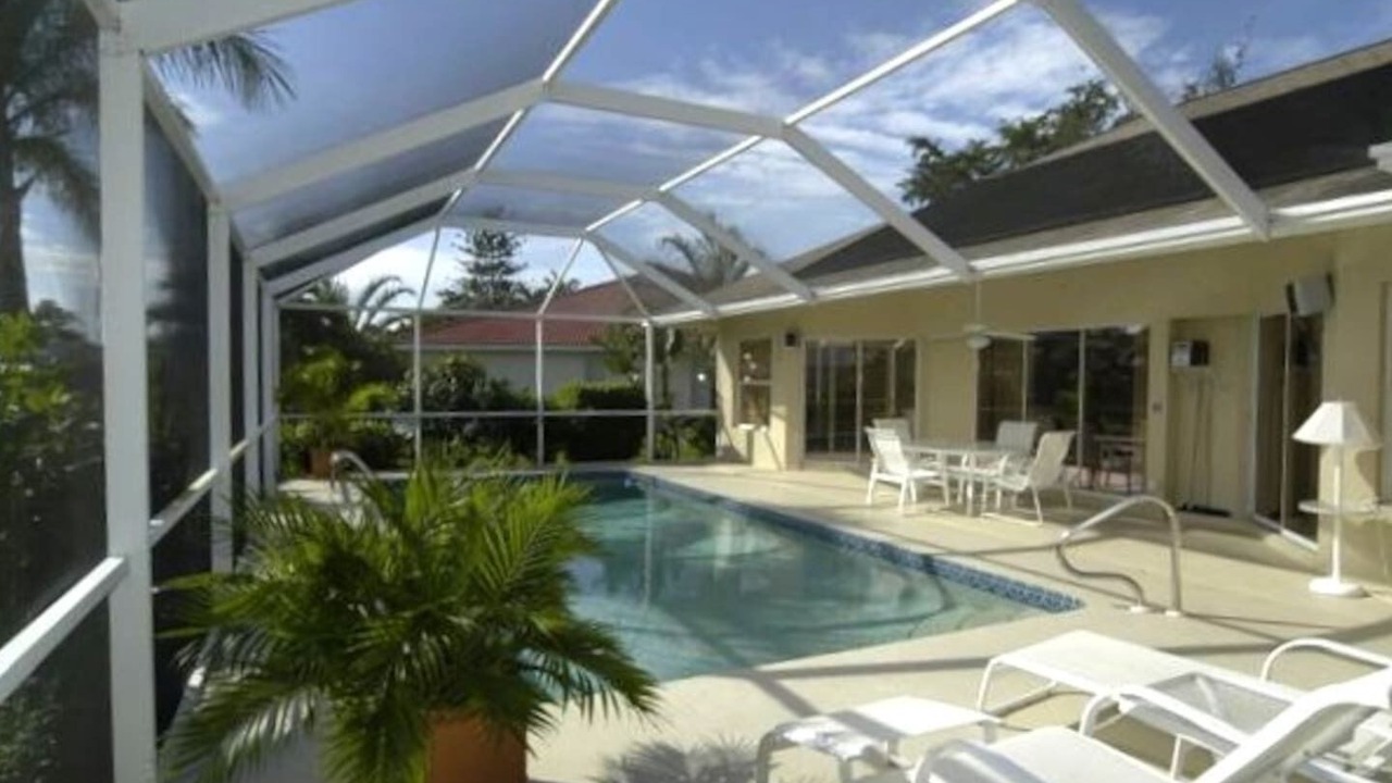 Photo of Outdoor in Crown Pointe