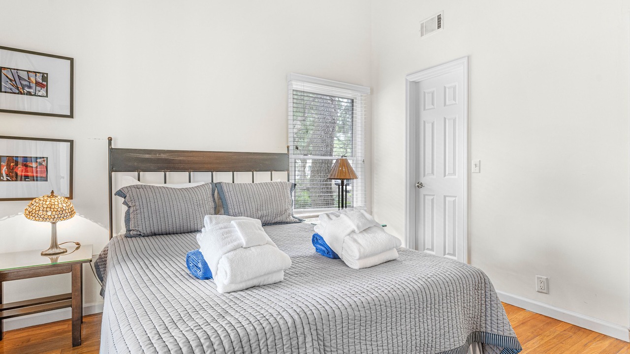 Photo of Bedroom in Oceanside