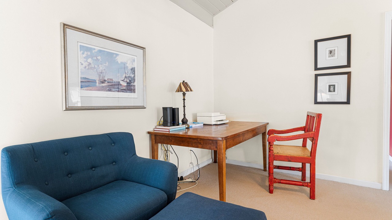 Photo of Bedroom in Oceanside