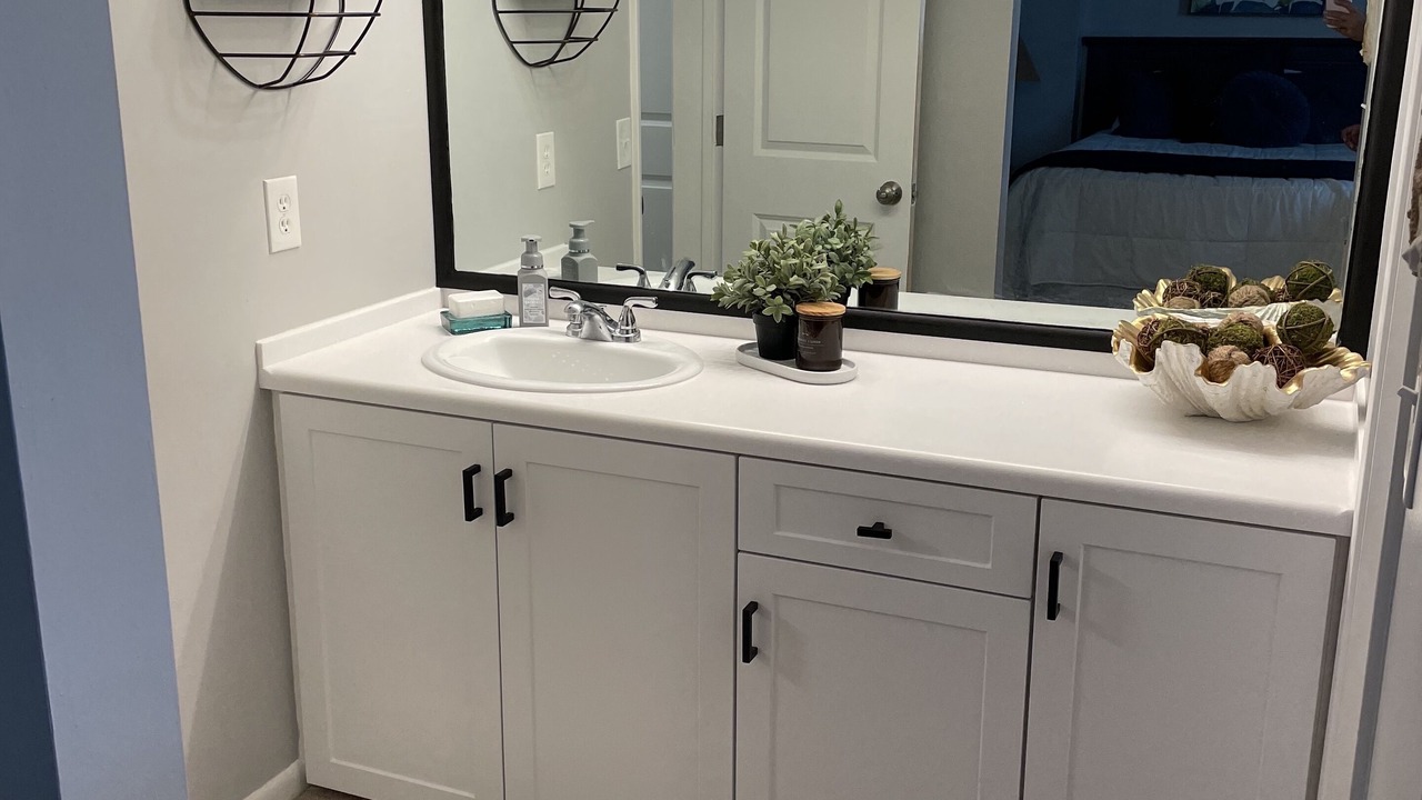 Photo of Bathroom in Tropic Palms