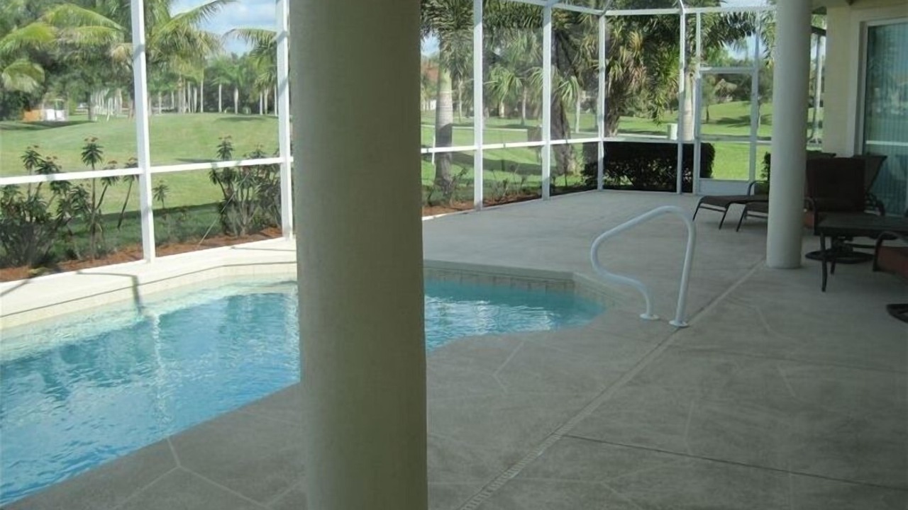 Photo of Outdoor in Naples