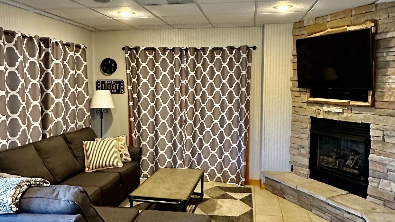 Photo of Bedroom in Six Mile