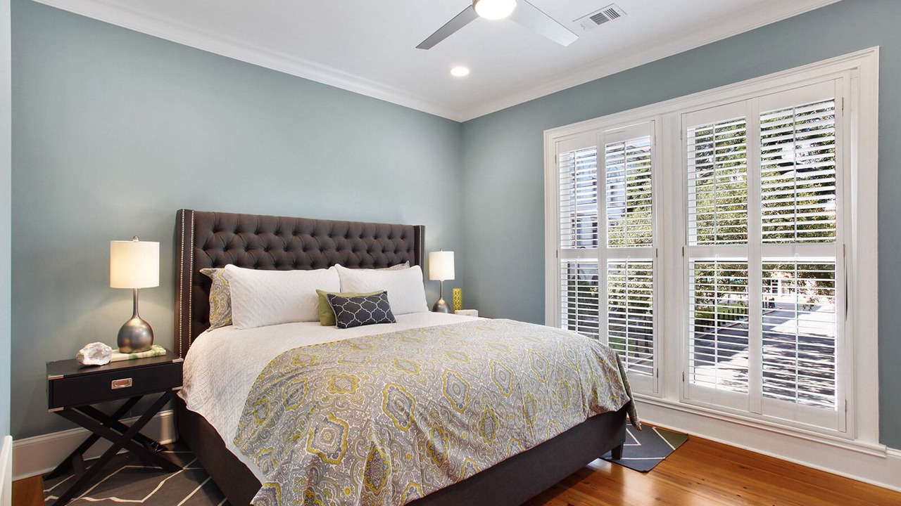 Photo of Bedroom in Historic District - North